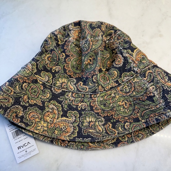 RVCA MINI CORDROY PAISLEY PRINT BUCKET HAT NWT - Picture 3 of 3